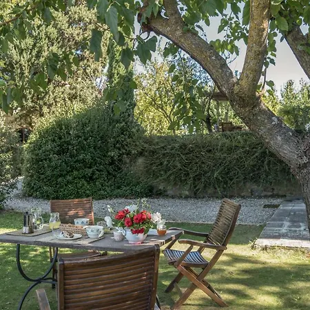 Borgo Al Cerro Aparthotel Casole dʼElsa Buitenkant foto